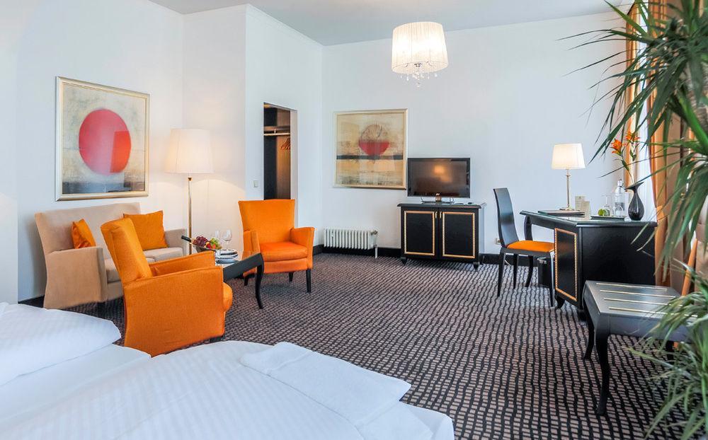 Am Sophienpark 4*